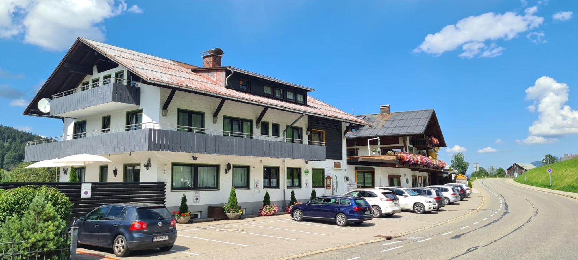 Haus Haberstock Apartment Riezlern Exterior photo